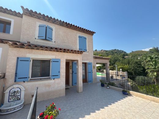 Вилла, Carros, Alpes-Maritimes