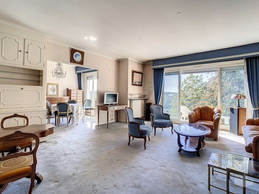 Appartamento a Garches, Hauts-de-Seine