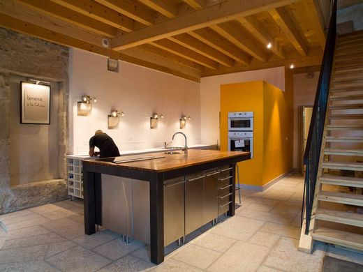 Casa de lujo en Thoiry, Ain