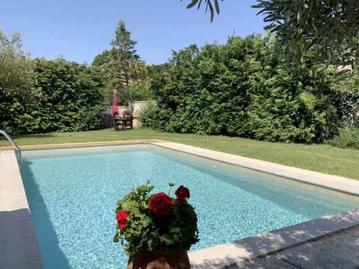 Luxury home in Uzès, Gard