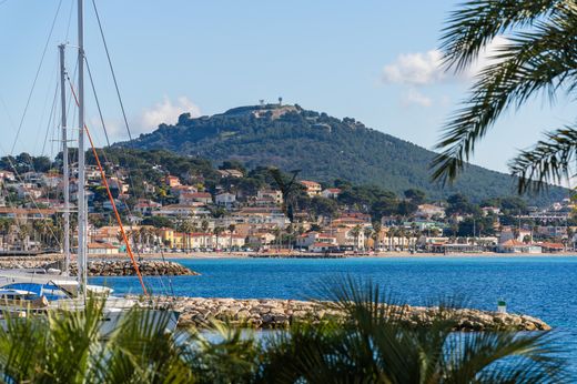 Apartment in Sanary-sur-Mer, Var