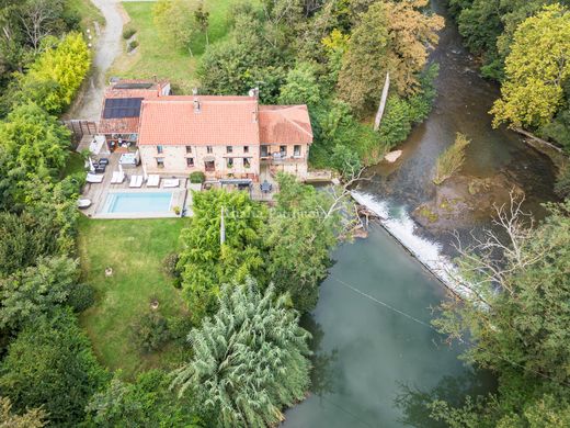 Luxe woning in Carbonne, Upper Garonne