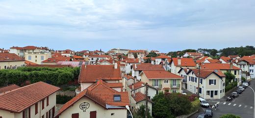 Daire Biarritz, Pyrénées-Atlantiques