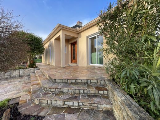 Luxury home in Ancenis, Loire-Atlantique