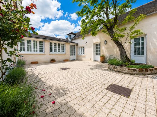 Maison de luxe à Chantilly, Oise