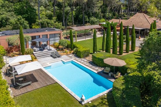 Villa in Pernes-les-Fontaines, Vaucluse