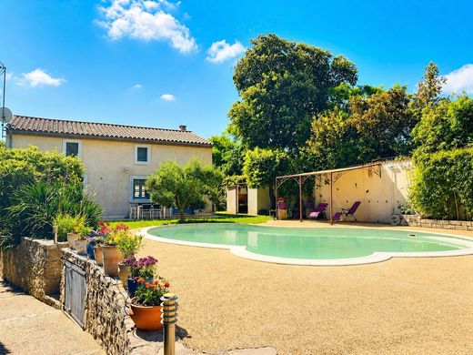 Casa di lusso a Saint-Bauzille-de-Montmel, Hérault
