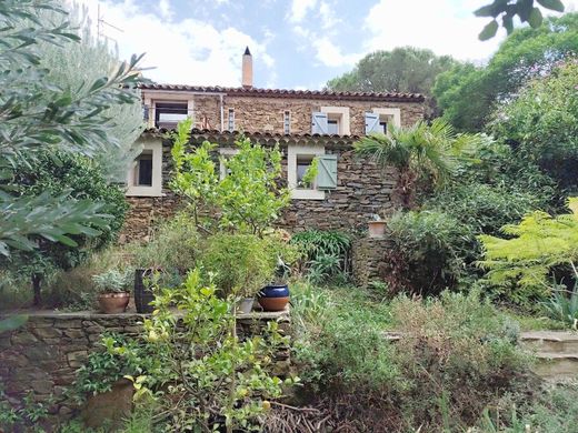 منزل ﻓﻲ Bormes-les-Mimosas, Var