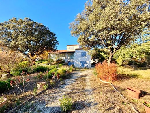 ‏וילה ב  Saint-Pantaléon-les-Vignes, Drôme