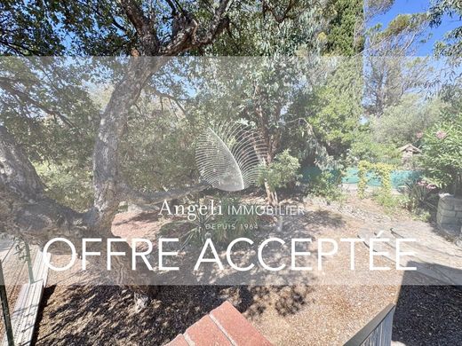 아파트 / Saint-Aygulf, Var