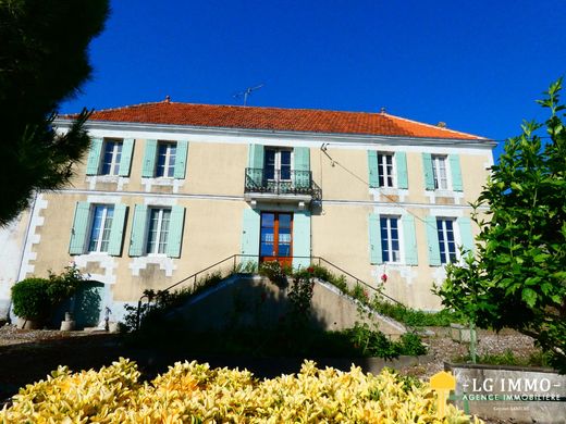 Casa de luxo - Saint-Thomas-de-Conac, Charente-Maritime