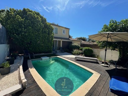 Luxe woning in Saint-Gély-du-Fesc, Hérault