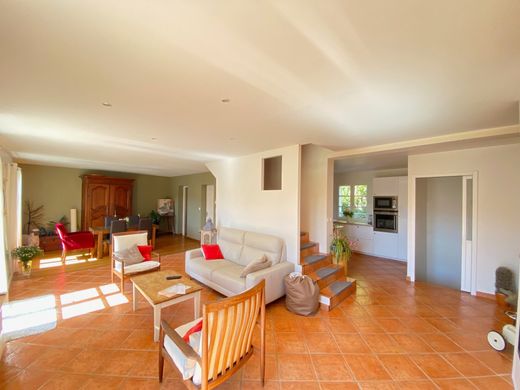 Элитный дом, Thoiry, Yvelines