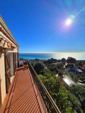 Piso / Apartamento en Menton, Alpes Marítimos