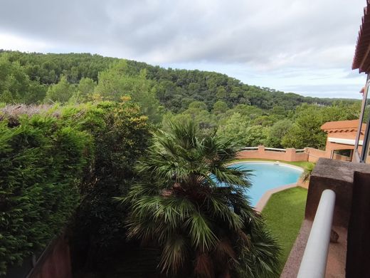 Luxus-Haus in La Seyne-sur-Mer, Var