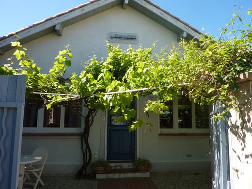 Luxury home in Valras-Plage, Hérault