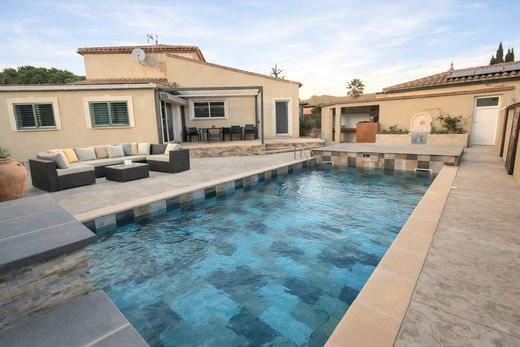 Luxus-Haus in Cabestany, Pyrénées-Orientales