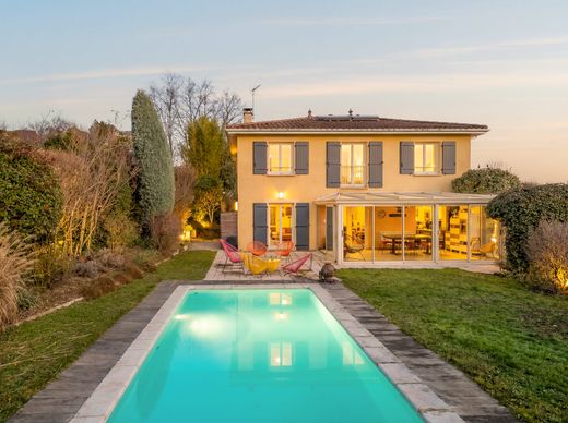 Luxury home in Sainte-Foy-lès-Lyon, Rhône