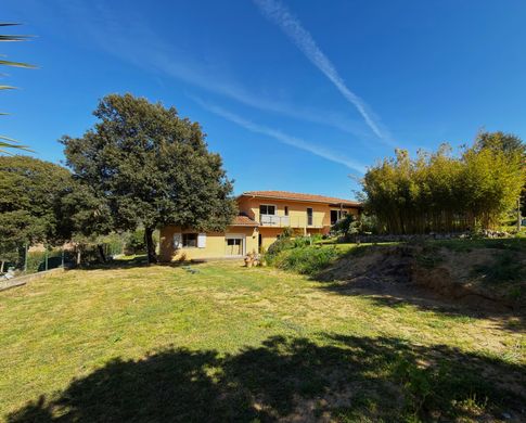 Villa in Calcatoggio, South Corsica