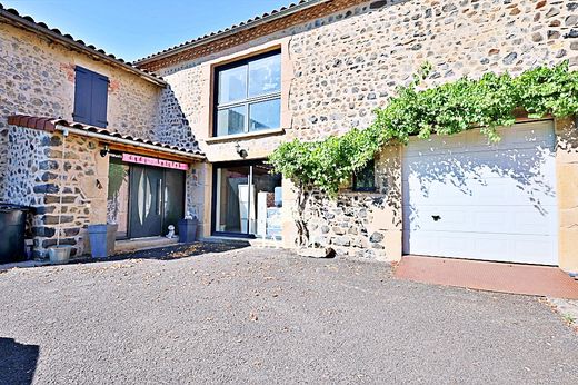 Villa in Usson, Puy-de-Dôme