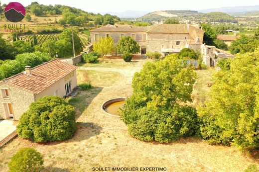 Luxury home in Pernes-les-Fontaines, Vaucluse
