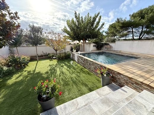 Luxus-Haus in Septèmes-les-Vallons, Bouches-du-Rhône