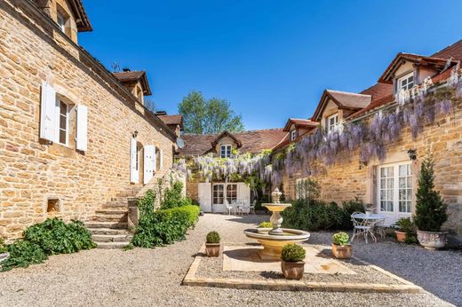 Luxe woning in Martiel, Aveyron