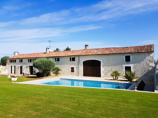 豪宅  Genté, Charente