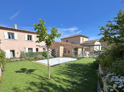 ﺷﻘﺔ ﻓﻲ Bormes-les-Mimosas, Var