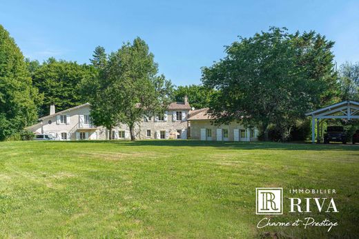 Элитный дом, Latresne, Gironde