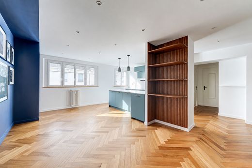 Apartment in Lyon, Rhône