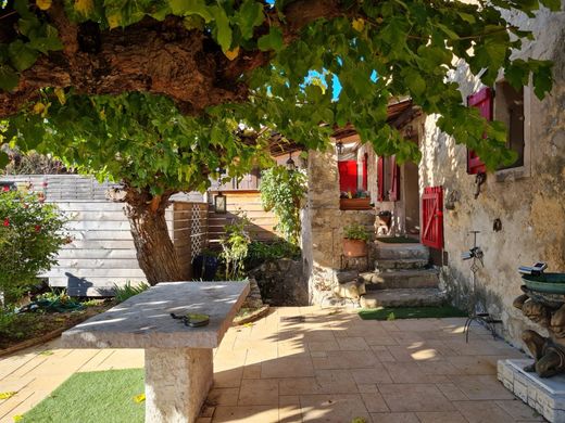 别墅  Taradeau, Var