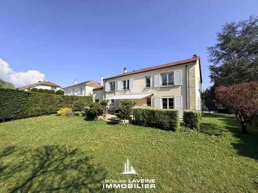 Villa en Longeville-lès-Metz, Mosela