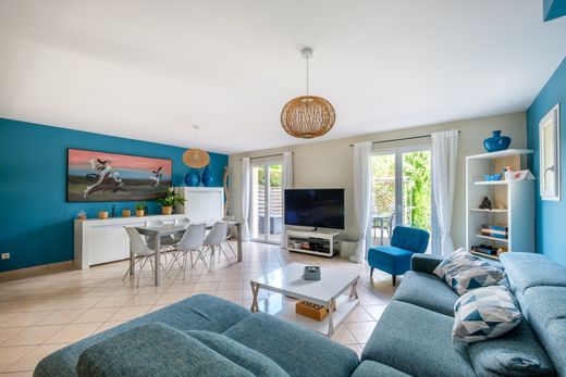 Maison de luxe à Fleurieux-sur-l'Arbresle, Rhône