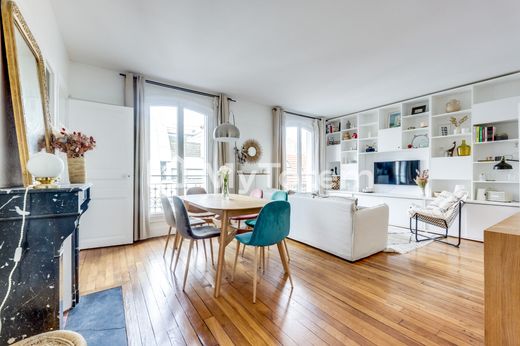 Apartment in Puteaux, Hauts-de-Seine