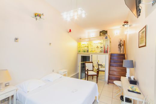 Luxury home in Yvetot, Seine-Maritime