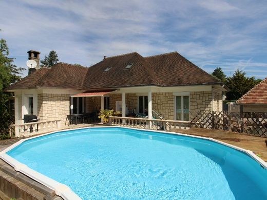 Maison de luxe à Pacy-sur-Eure, Eure