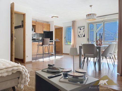 Apartment in Saint-Lary-Soulan, Hautes-Pyrénées