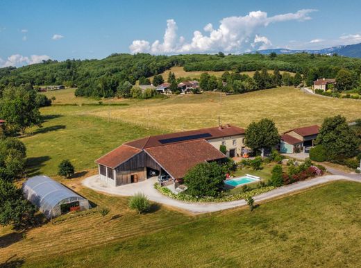 Luxury home in Saint-Vérand, Isère