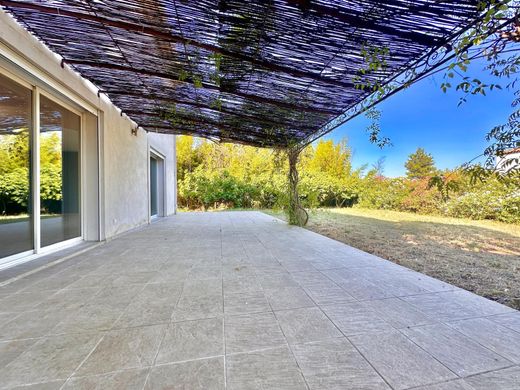 ‏בתי יוקרה ב  Solliès-Pont, Var