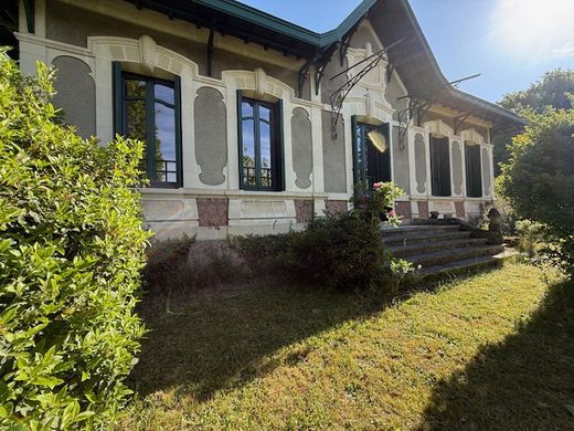 Casa di lusso a Belin-Béliet, Gironda