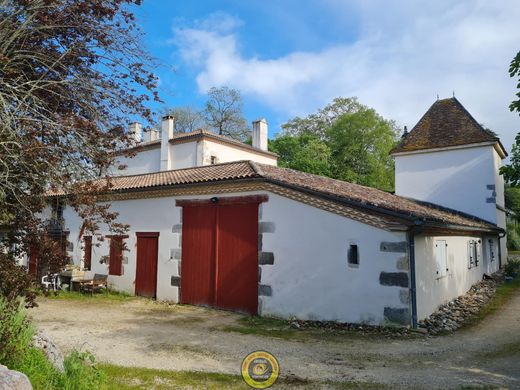 Castle in Clairac, Lot-et-Garonne