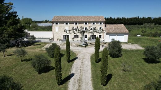 Maison de luxe à Pernes-les-Fontaines, Vaucluse