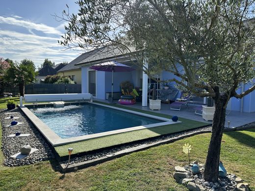 Casa de lujo en Oloron-Sainte-Marie, Pirineos Atlánticos