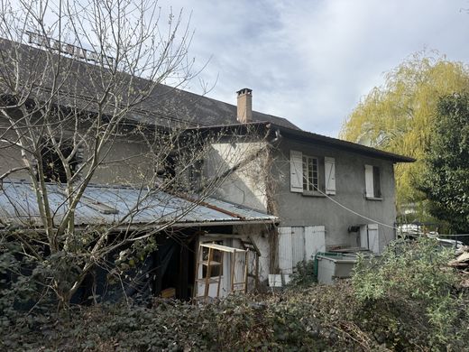 Luxus-Haus in Cevins, Savoy
