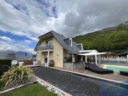 Luxury home in Villelongue, Hautes-Pyrénées