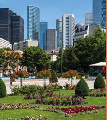 Apartment in Puteaux, Hauts-de-Seine