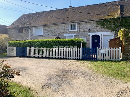 Maison de luxe à Milly-la-Forêt, Essonne