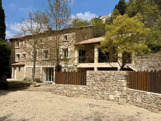 빌라 / Bonnieux, Vaucluse