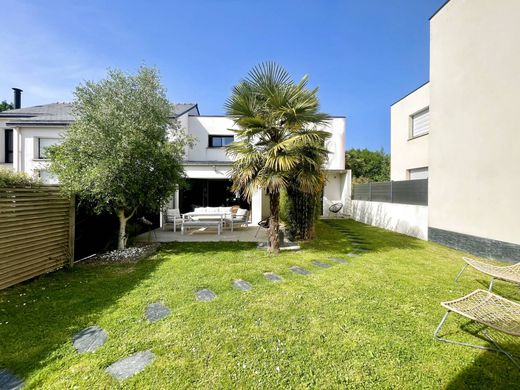 Casa de lujo en Pacé, Ille y Vilaine